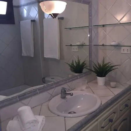 아파트 5 Min Walk From Yumbo! 417 플라야 델 잉글스