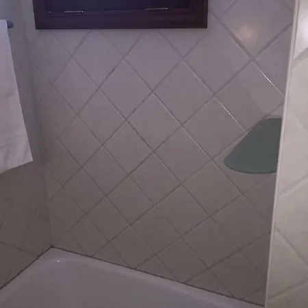 5 Min Walk From Yumbo! 417 아파트 *