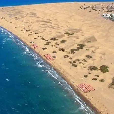 5 Min Walk From Yumbo! 417 Διαμέρισμα Πλάγια ντελ Ινγκλές